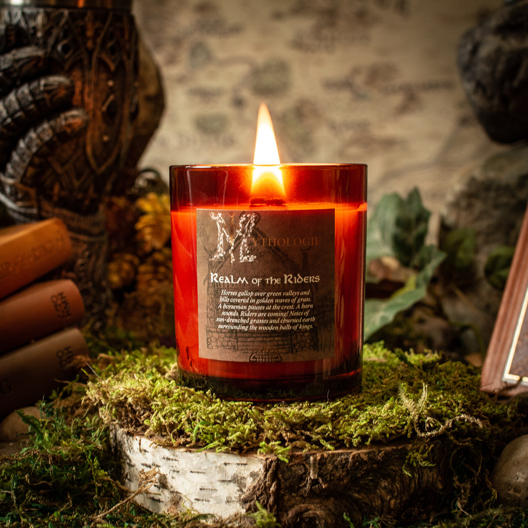 Atlas Collection Realm of the Riders Deluxe Candle 2
